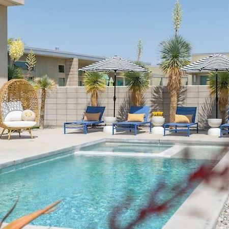 Chic Luxurious Desert Home- Private Pool Hot Tub Palm Springs Ngoại thất bức ảnh